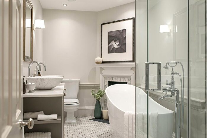 4 Bedroom Property To Rent In Paradise Road, Richmond, TW9
