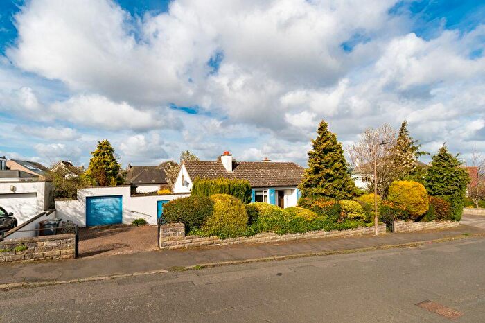 3 Bedroom Detached House For Sale In Braid Hills Avenue, Edinburgh, EH10