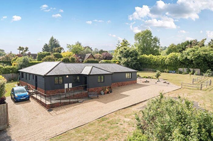 3 Bedroom Barn Conversion For Sale In Church Lane, Trottiscliffe, ME19