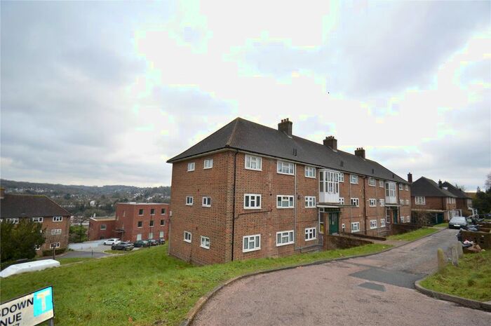 2 Bedroom Flat To Rent In Kingsdown Avenue, South Croydon, CR2