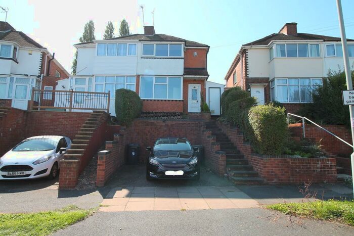 3 Bedroom Semi-Detached House To Rent In Perry Wood Road, Great Barr, Birmingham, B42