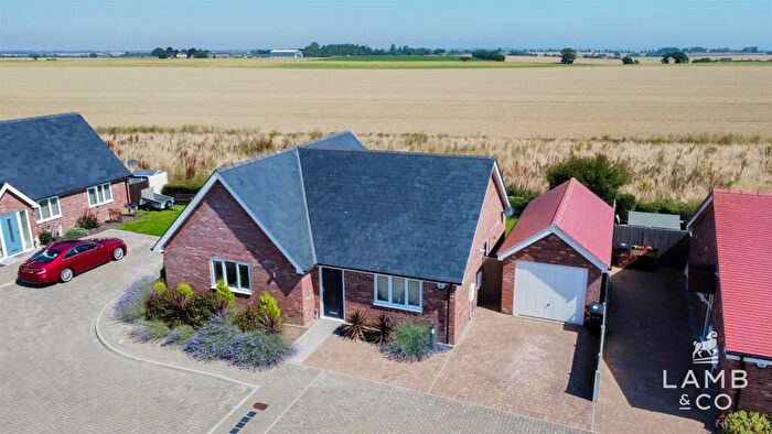 3 Bedroom Detached Bungalow For Sale In Farm Close, Kirby Cross, CO13