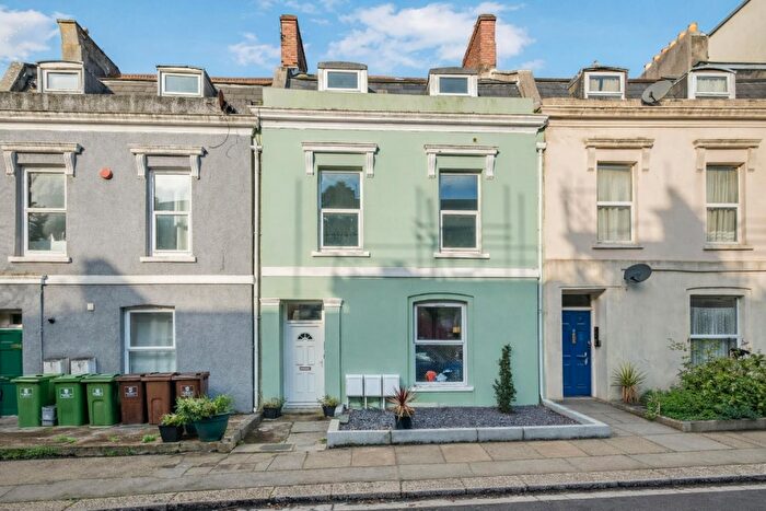 2 Bedroom Apartment For Sale In Victoria Place, Stoke, Plymouth, PL2