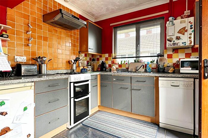 3 Bedroom Bungalow For Sale In Hillview Crescent, East Preston, Littlehampton, West Sussex, BN16