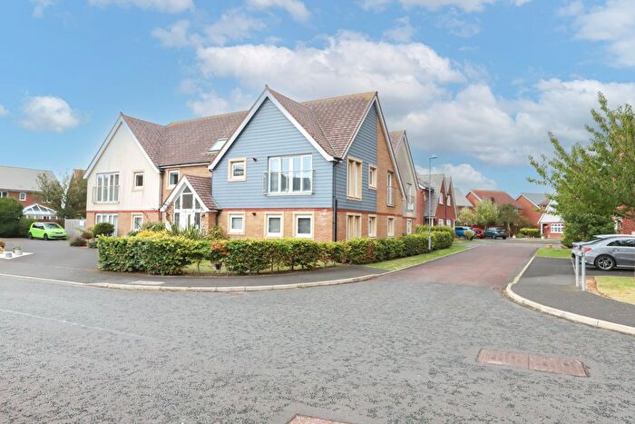 2 Bedroom Flat For Sale In Windward Avenue, Fleetwood, FY7