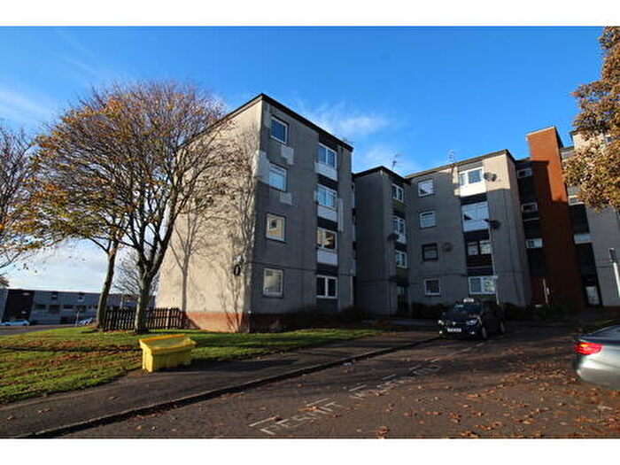2 Bedroom Flat To Rent In Cart Place, Dundee, DD2