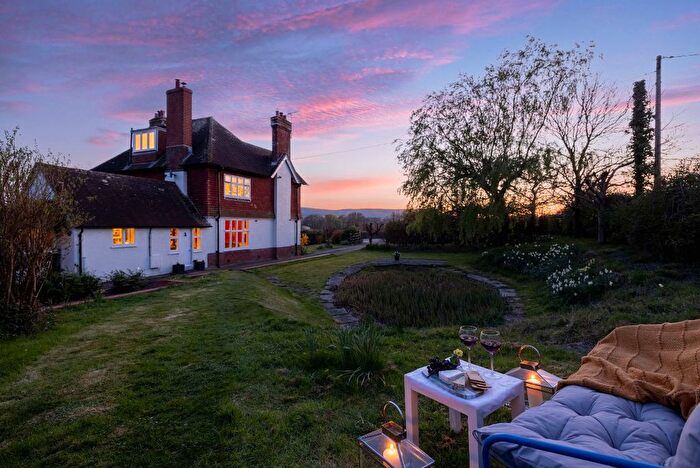 4 Bedroom Detached House For Sale In Station Road, Berwick, BN26