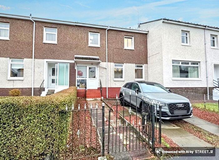 3 Bedroom Terraced House For Sale In Cairnhill Circus, Glasgow, G52