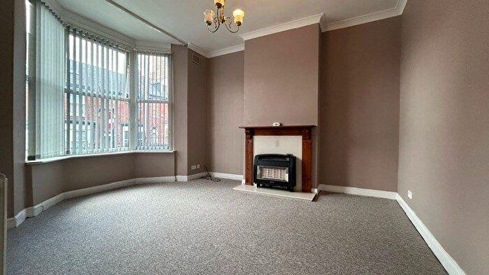 3 Bedroom Terraced House To Rent In Highfield Place, Sheffield, South Yorkshire, S2