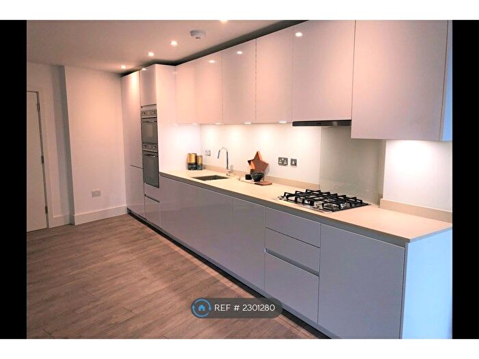 1 Bedroom Flat To Rent In Homesdale Road, Bromley, BR2