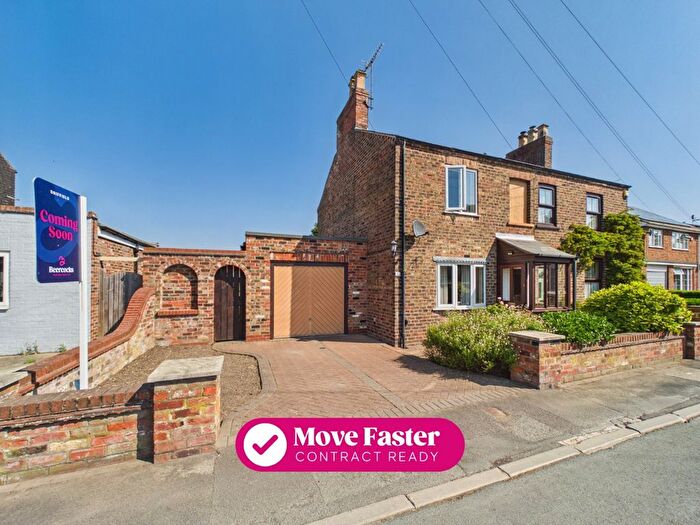 2 Bedroom Semi-detached House For Sale In West Promenade, Driffield, East Riding Of Yorkshire, YO25