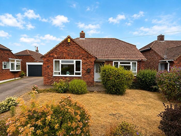 3 Bedroom Detached Bungalow For Sale In The Link, Bracebridge Heath, LN4