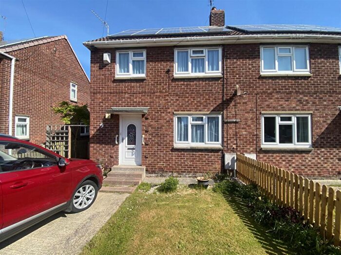 2 Bedroom Semi-Detached House For Sale In Elsdon Avenue, Seaton Delaval, Whitley Bay, NE25