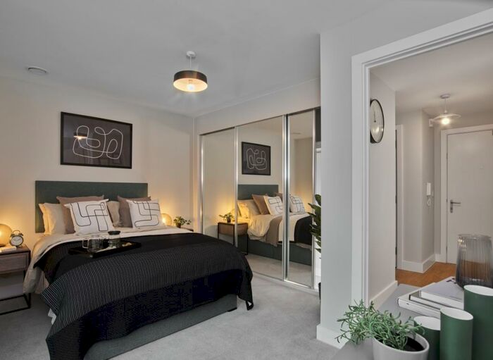 2 Bedroom Duplex To Rent In Market Street Newbury, RG14