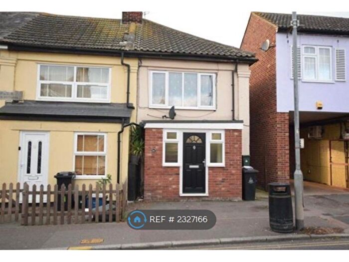 2 Bedroom Flat To Rent In Mill Road, Maldon, CM9