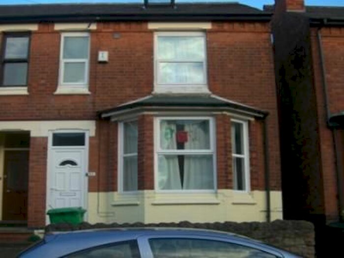 6 Bedroom Terraced House To Rent In Cottesmore Road, Nottingham, NG7