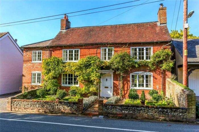 4 Bedroom Detached House For Sale In Barton Stacey, Winchester, Hampshire, SO21