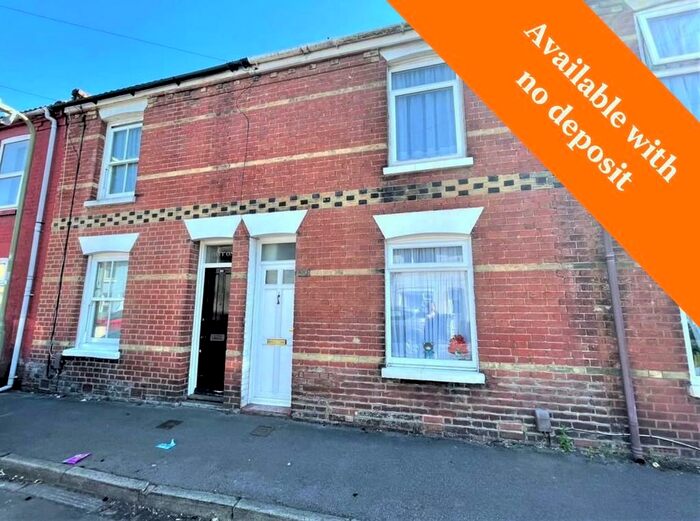 2 Bedroom Terraced House To Rent In Leesland Road, Gosport, PO12
