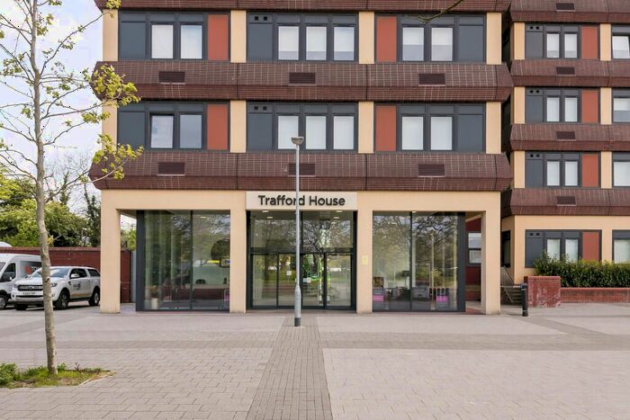 1 Bedroom Flat To Rent In Cherrydown East, Basildon, SS16