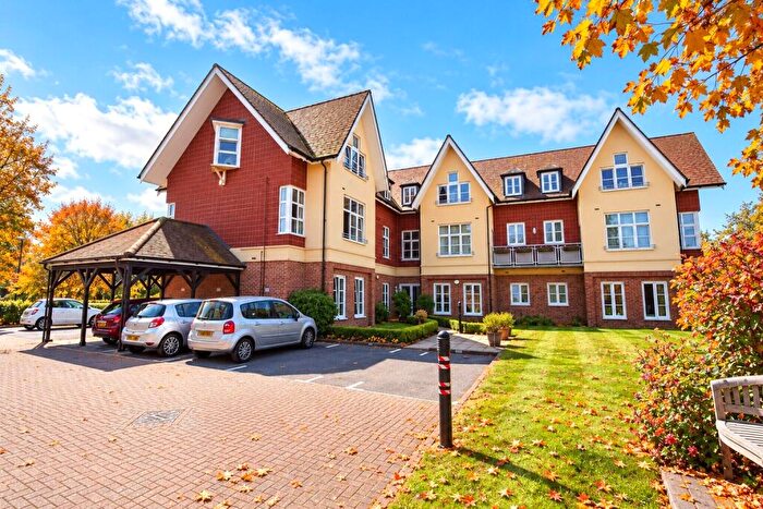 3 Bedroom Apartment For Sale In Idsworth Down, Petersfield, Hampshire, GU31