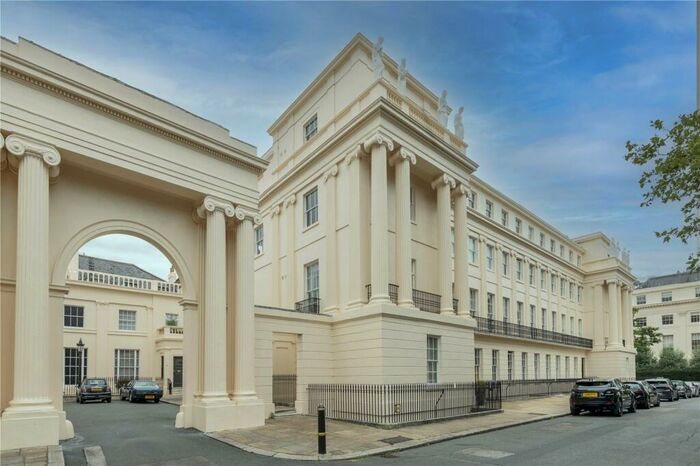 2 Bedroom Flat To Rent In Cumberland Terrace, London, NW1