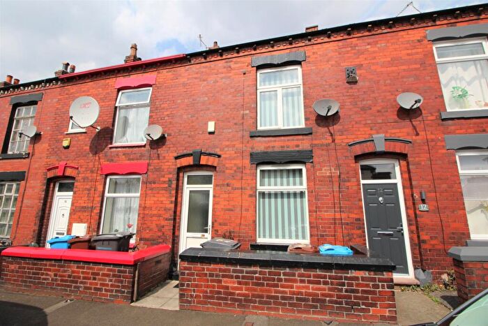 2 Bedroom Terraced House To Rent In Cummings Street, Oldham, OL8