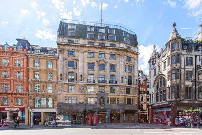 3 Bedroom Flat To Rent In Norway House, Cockspur Street, London, Greater London, SW1Y