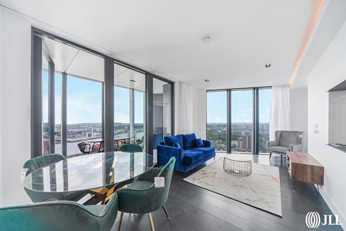 2 Bedroom Flat To Rent In Amory Tower, Marsh Wall, E14