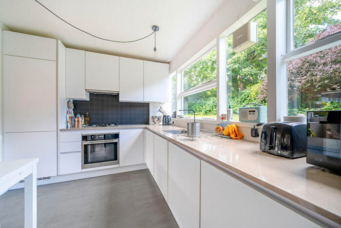 2 Bedroom Apartment For Sale In The Hall, Foxes Dale, London, SE3