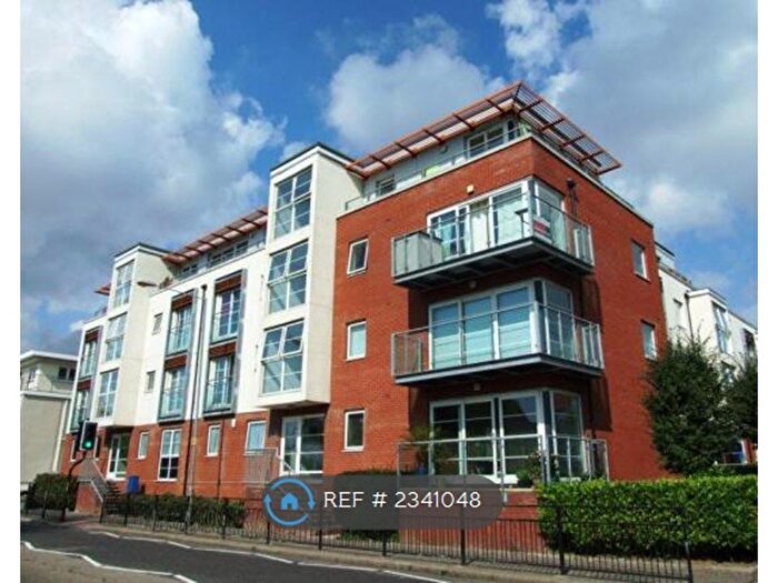 2 Bedroom Flat To Rent In Honiton Road, Southend-On-Sea, SS1