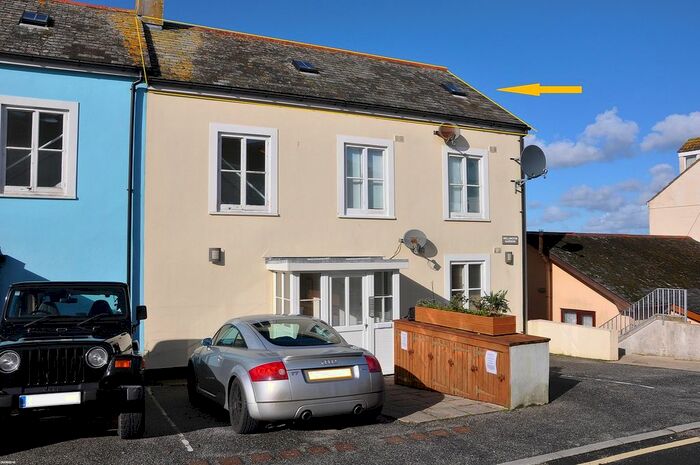 1 Bedroom Studio To Rent In Wellington Terrace, Falmouth, TR11