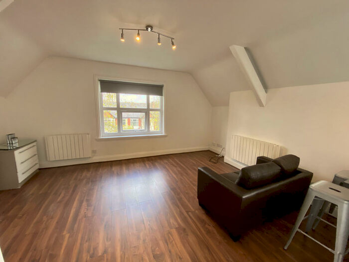 Studio To Rent In Wood Road, Manchester, M16