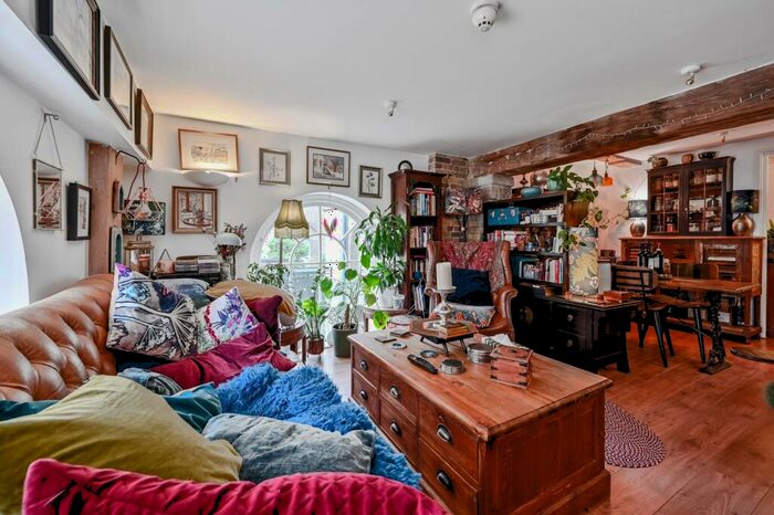 1 Bedroom Flat To Rent In Building, Marlborough Road, Woolwich, London, SE18