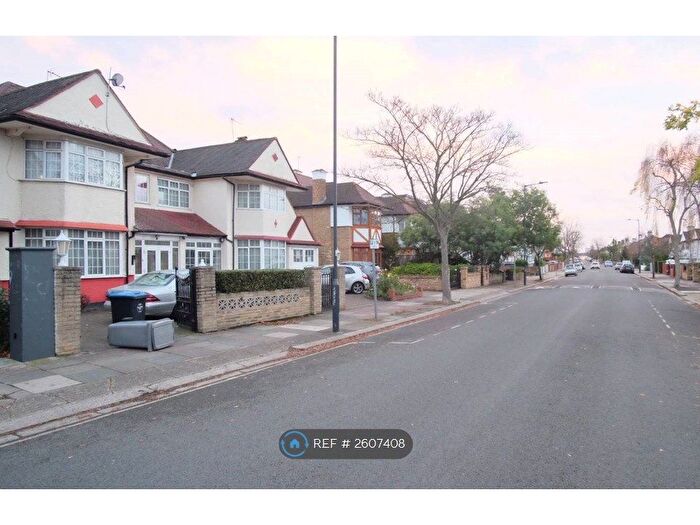 4 Bedroom Semi-Detached House To Rent In Mount Pleasant Road, London, NW10