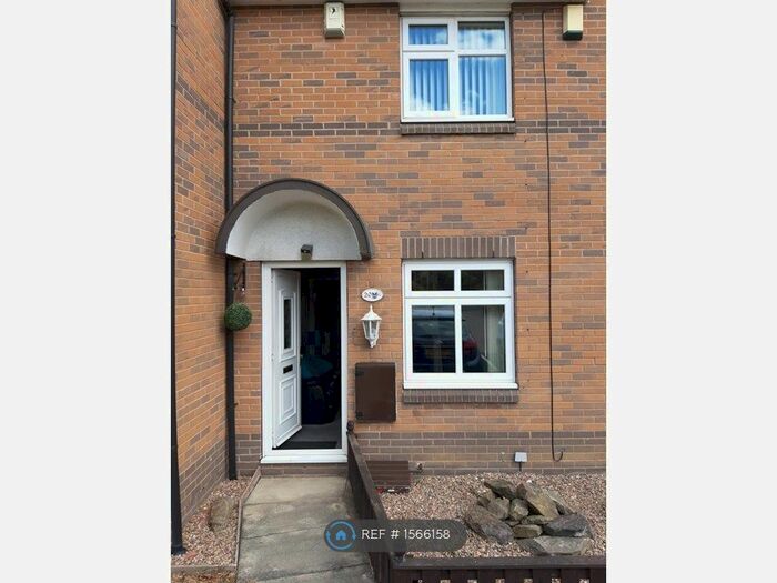 2 Bedroom Terraced House To Rent In Grange Road, Hunslet, Leeds, LS10