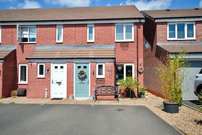 2 Bedroom Semi Detached House For Sale In Woodpecker Way, Shepshed, LE12