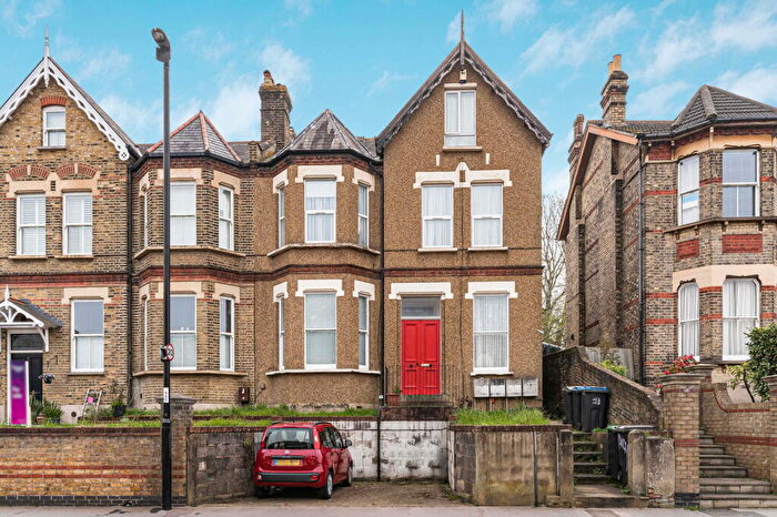 2 Bedroom Flat For Sale In Epsom Road, Croydon, CR0