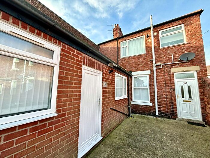 2 Bedroom Flat To Rent In Victoria Terrace, Bedlington, Northumberland, NE22