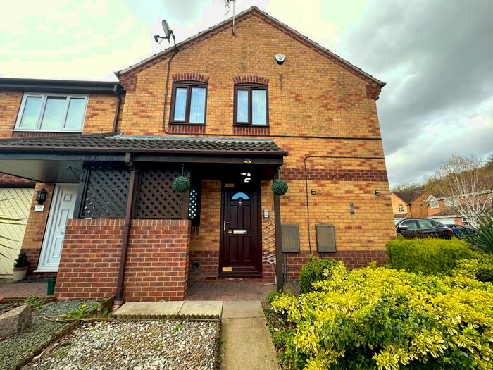 2 Bedroom House To Rent In Hotspur Drive, NG4