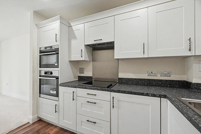 1 Bedroom Retirement Property For Sale In The Grange, Kings Square, Ledian Gardens, Maidstone, Kent, ME17