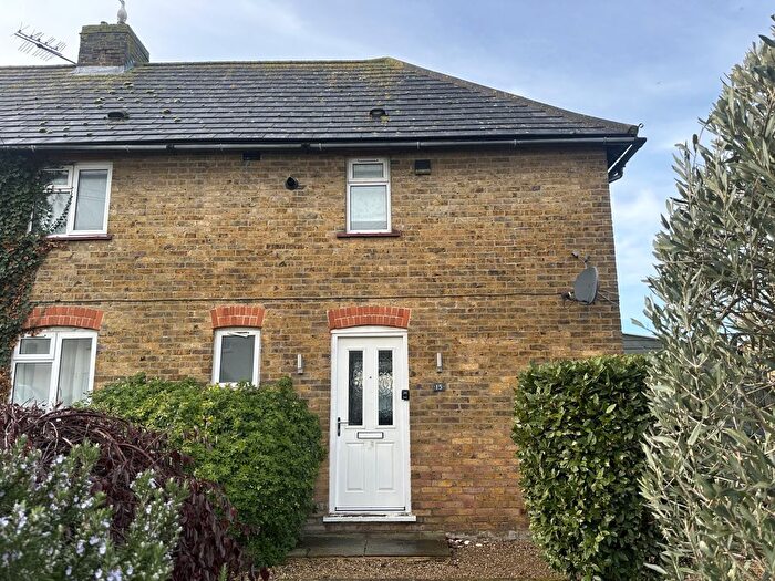 3 Bedroom Semi-Detached House To Rent In Station Road, Whitstable, Kent, CT5