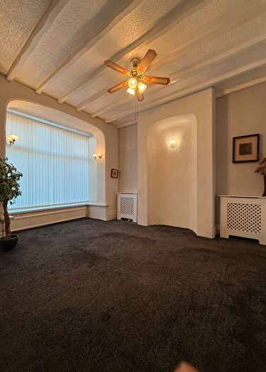 2 Bedroom Terraced House To Rent In Abbey Hills Road, Oldham, OL8