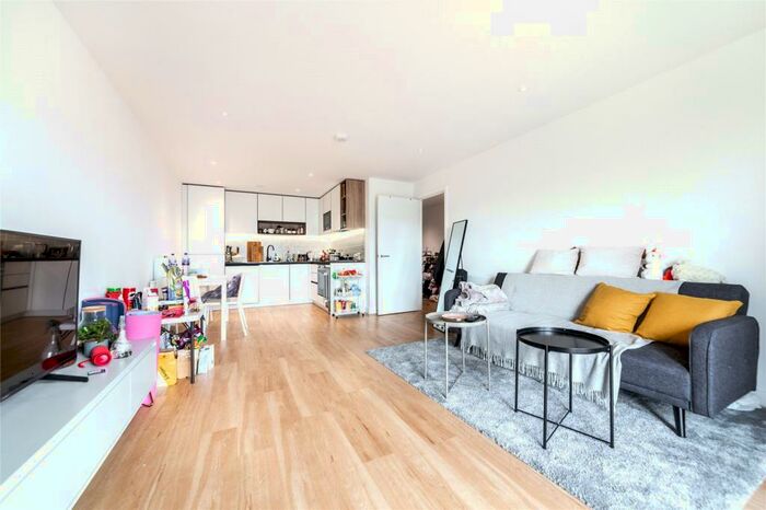 2 Bedroom Apartment To Rent In Fairbank House, Beaufort Square, London, NW9