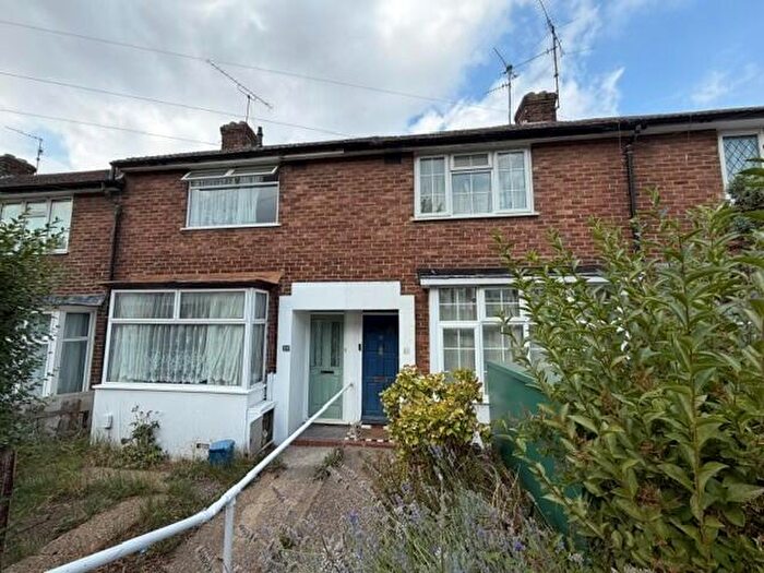 2 Bedroom Terraced House To Rent In Pomfret Avenue, Luton, Beds, LU2