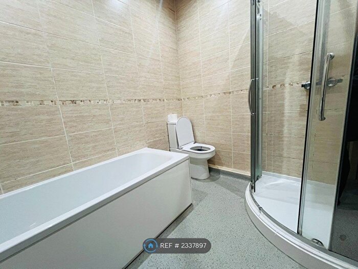 1 Bedroom Flat To Rent In Richardshaw Lane, Pudsey, LS28