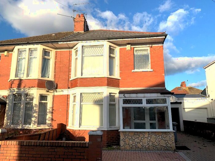 4 Bedroom Semi-Detached House To Rent In Avondale Crescent, Cardiff(City), CF11