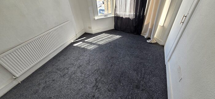 2 Bedroom Flat To Rent In Romford Road, London, E7