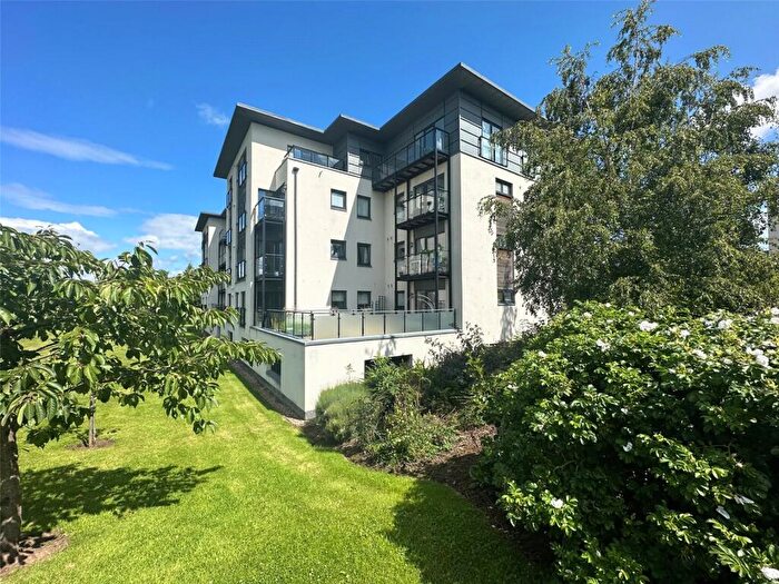 2 Bedroom Flat To Rent In Burnbrae Park, Edinburgh, Midlothian, EH12