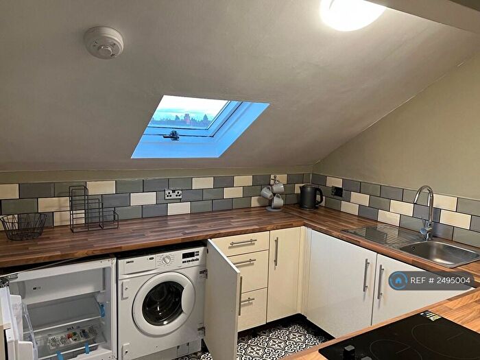 1 Bedroom Flat To Rent In Bath Street, Rugby, CV21