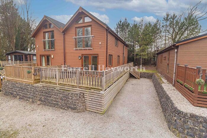 3 Bedroom Property For Sale In South Lakelands, Leisure Village, Carnforth, LA6
